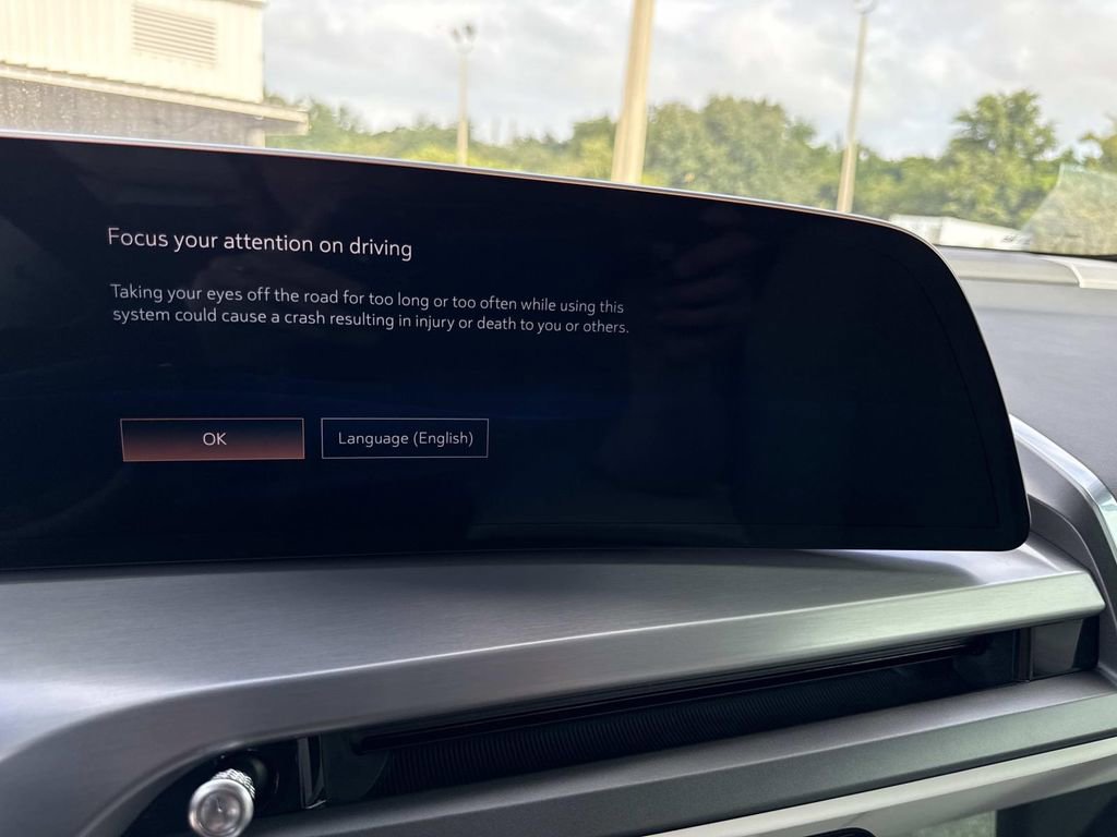 New 2026 Cadillac Vistiq Sport image 24