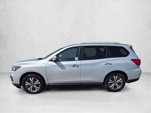 Used 2018 Nissan Pathfinder SV w/ SV Tech Package FWD image 9