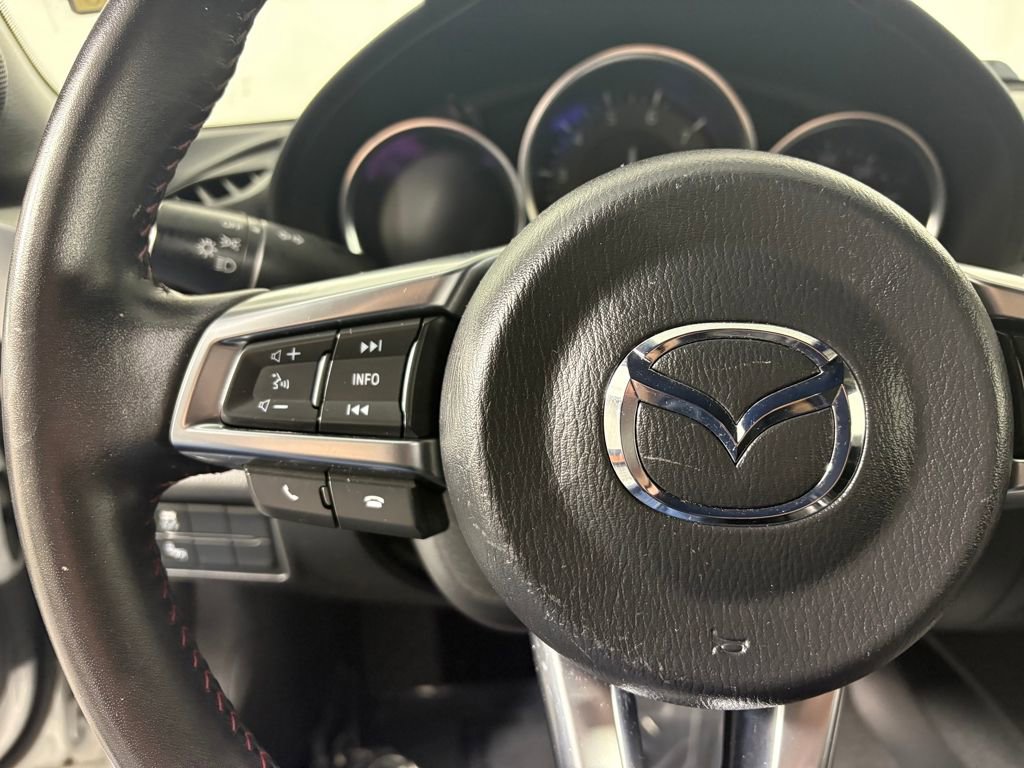 Used 2018 MAZDA MX-5 Miata Club image 23