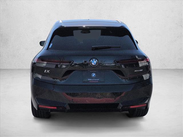 Used 2026 BMW iX xDrive60 image 7