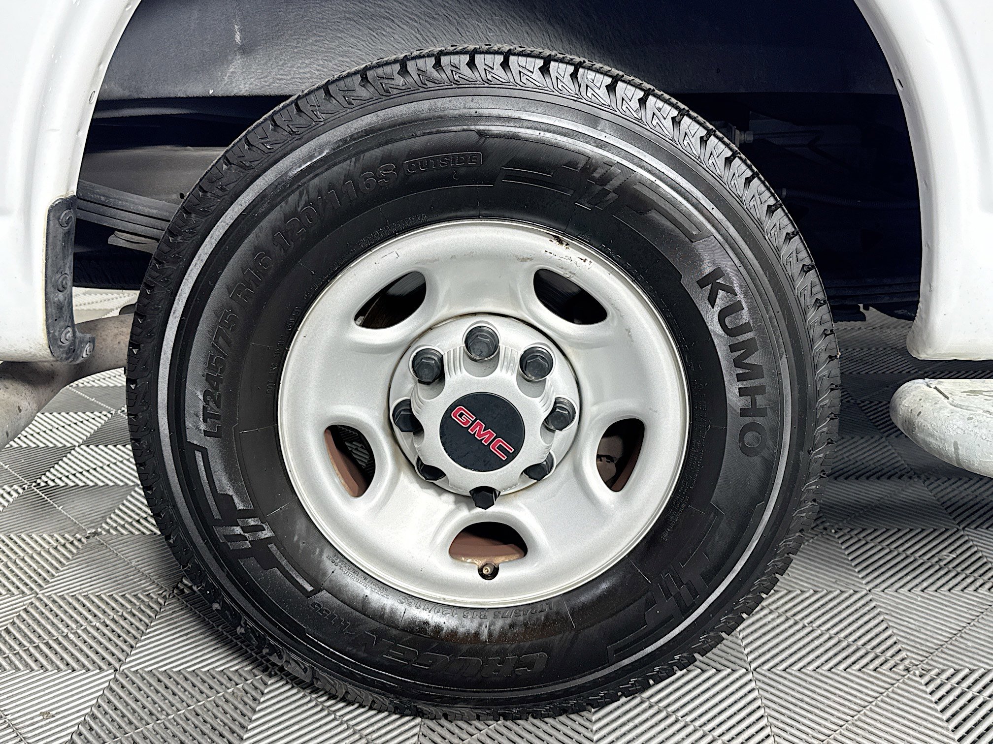 Used 2020 GMC Savana 2500 w/ Driver Convenience Package image 25