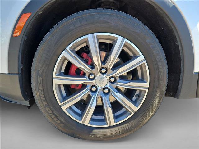 Used 2021 Cadillac XT4 Sport w/ Technology Package FWD image 23