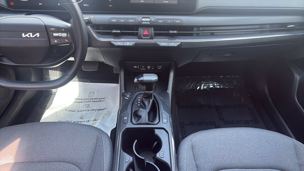 Used 2025 Kia K4 EX FWD image 15