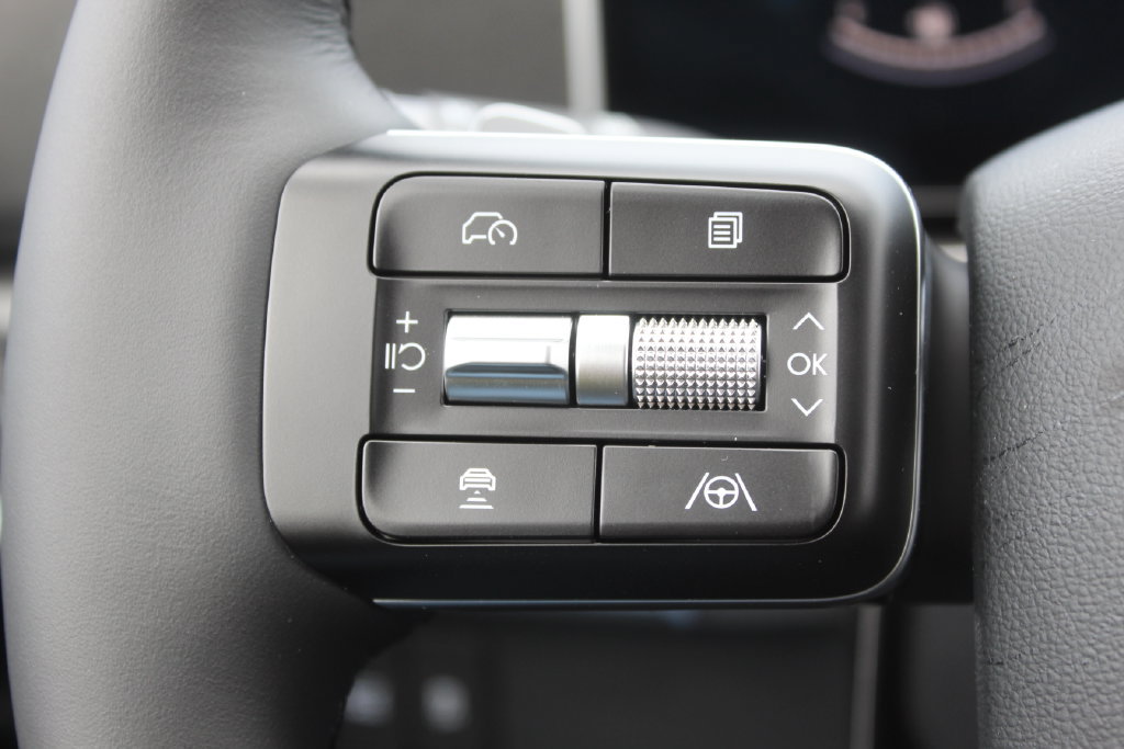 New 2026 Hyundai Santa Fe SEL FWD image 27
