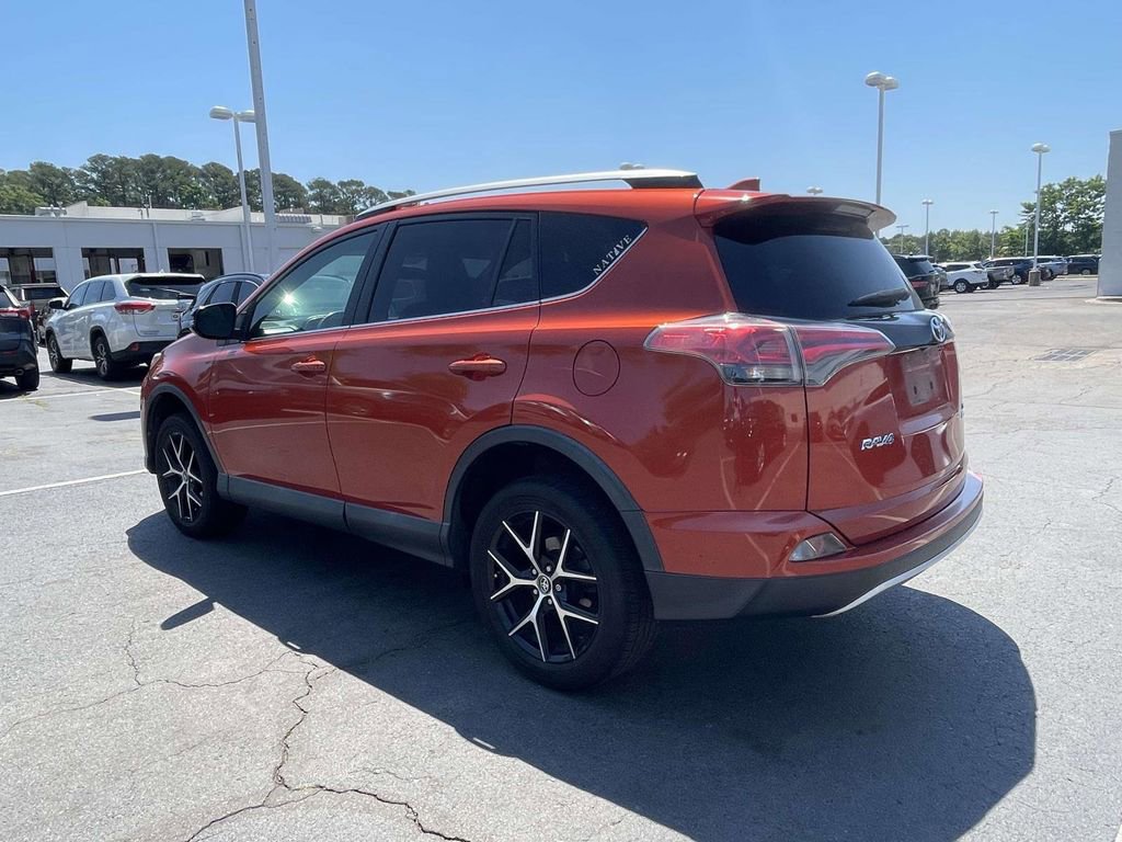 Used 2016 Toyota RAV4 SE AWD/4WD image 11
