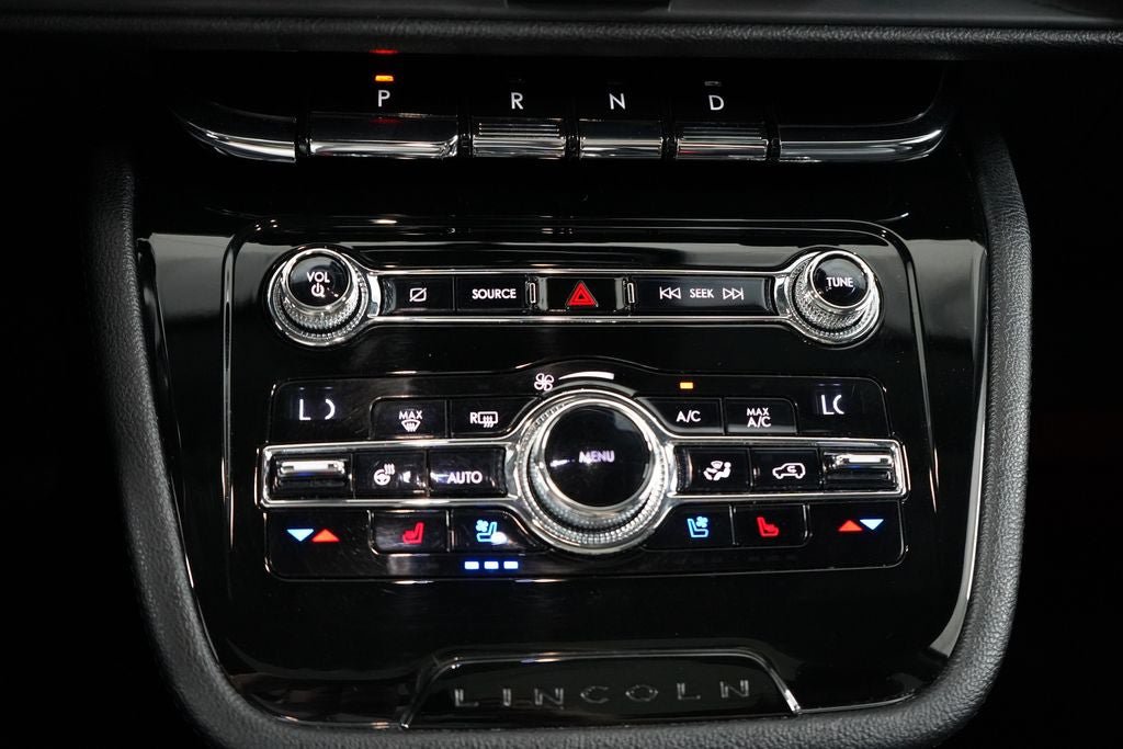 Used 2020 Lincoln Corsair FWD w/ Premium Package image 25