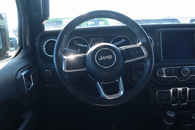 Used 2022 Jeep Wrangler Unlimited Sahara w/ Cold Weather Group image 4