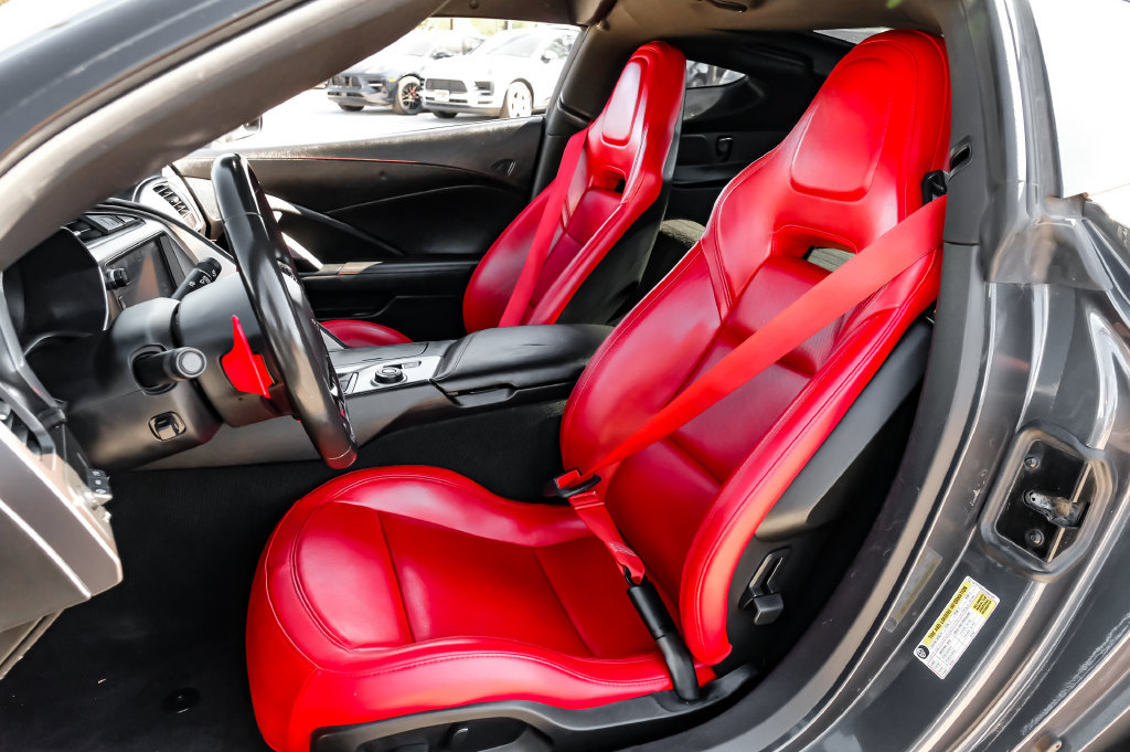 Used 2018 Chevrolet Corvette Z06 RWD image 26