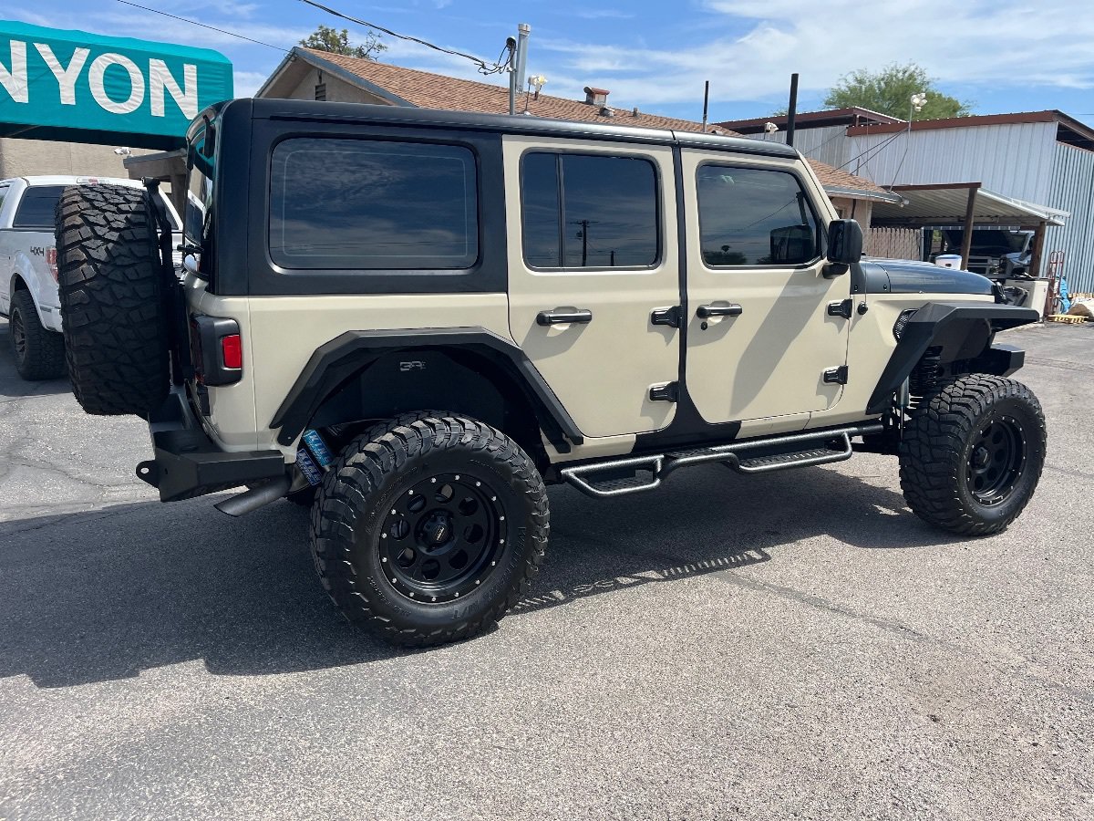 Used 2018 Jeep Wrangler Unlimited Sport AWD/4WD image 4