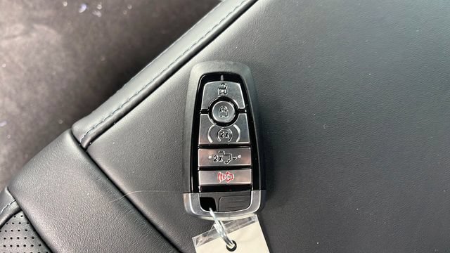 Used 2025 Ford F350 Platinum AWD/4WD image 37