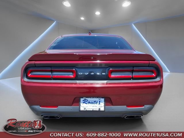 Used 2018 Dodge Challenger R/T Plus RWD image 5
