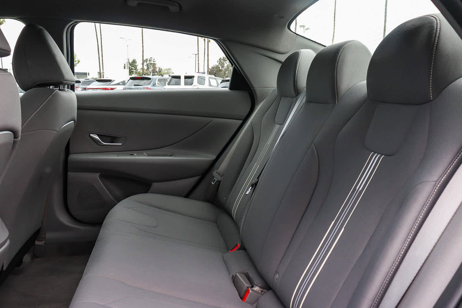 Used 2023 Hyundai Elantra SEL image 21