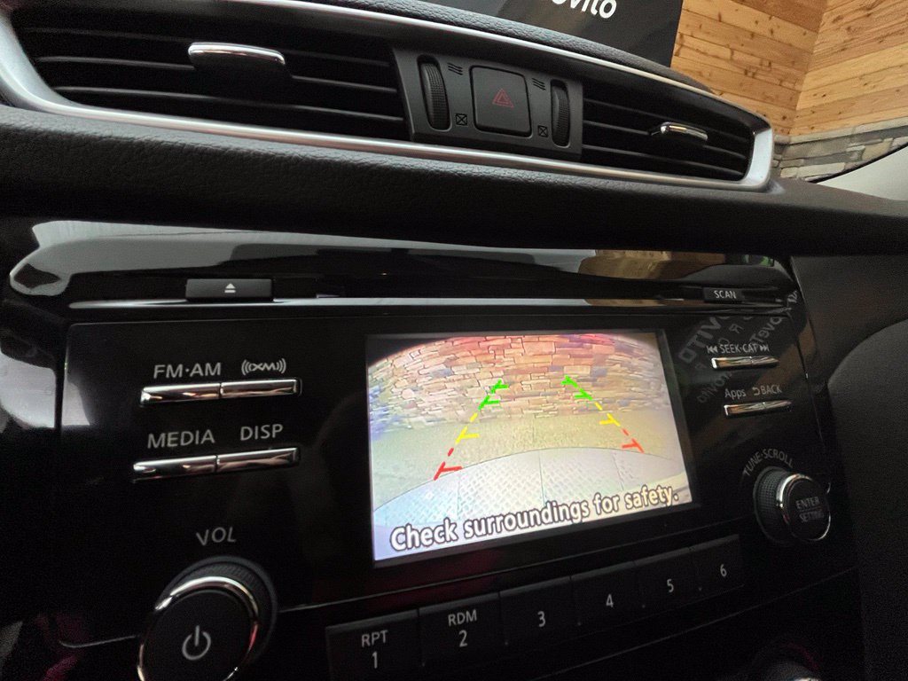 Used 2016 Nissan Rogue S AWD/4WD image 49
