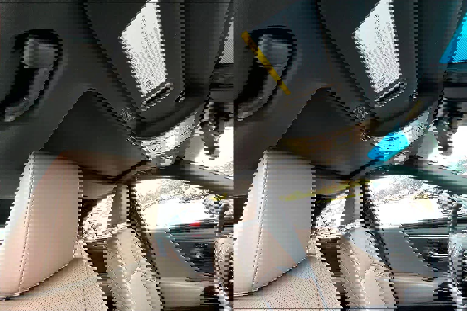 Used 2024 Lexus ES 300h w/ Premium Package image 11