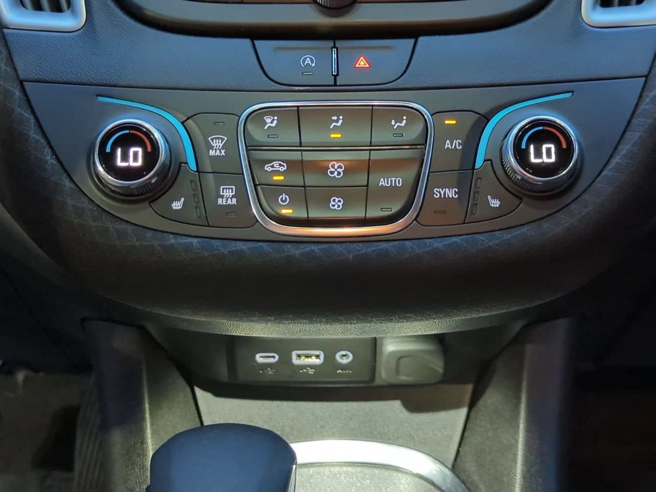 Certified 2022 Chevrolet Malibu LT FWD image 17