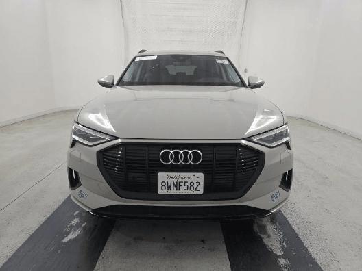 Used 2021 Audi e-tron Premium w/ Convenience Plus Package AWD/4WD image 7