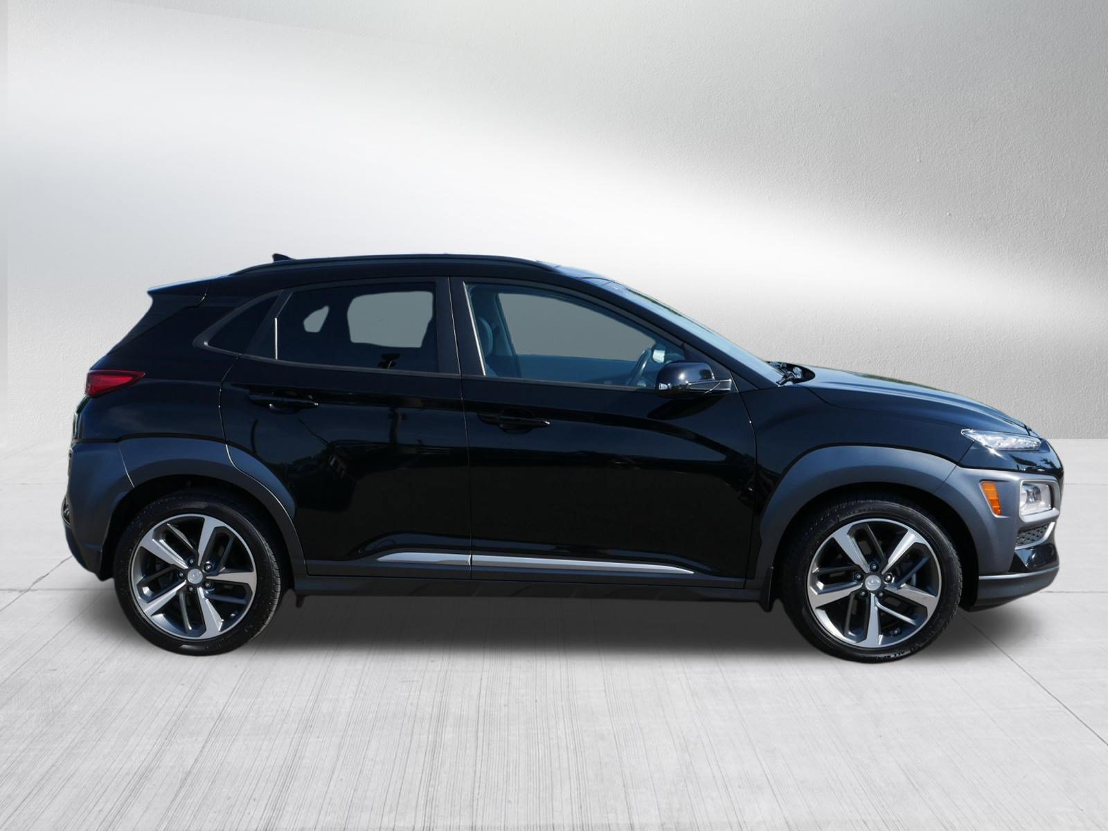 Used 2020 Hyundai Kona Limited AWD/4WD image 2