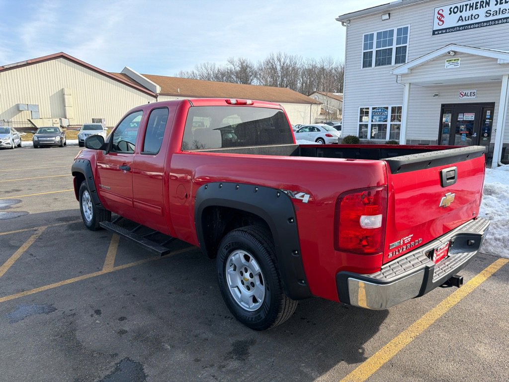 Used 2010 Chevrolet Silverado 1500 LT w/ Power Pack Plus image 8