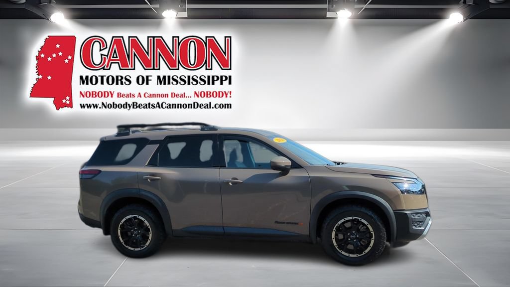 Used 2023 Nissan Pathfinder Rock Creek AWD/4WD image 4