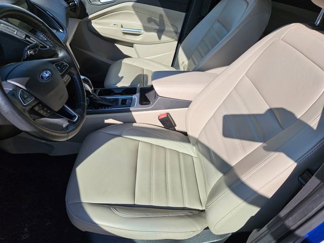 Used 2019 Ford Escape SEL image 10