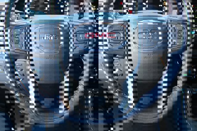 Used 2024 GMC Sierra 1500 AT4X image 12