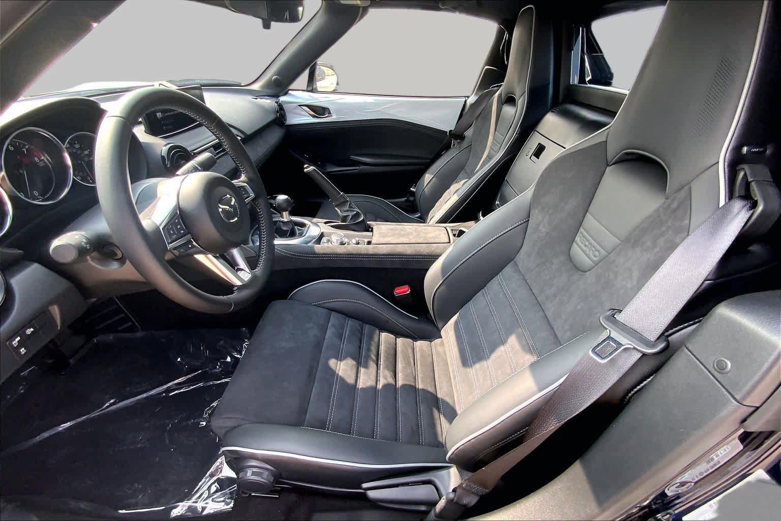 New 2026 MAZDA MX-5 Miata RF Club RWD image 5