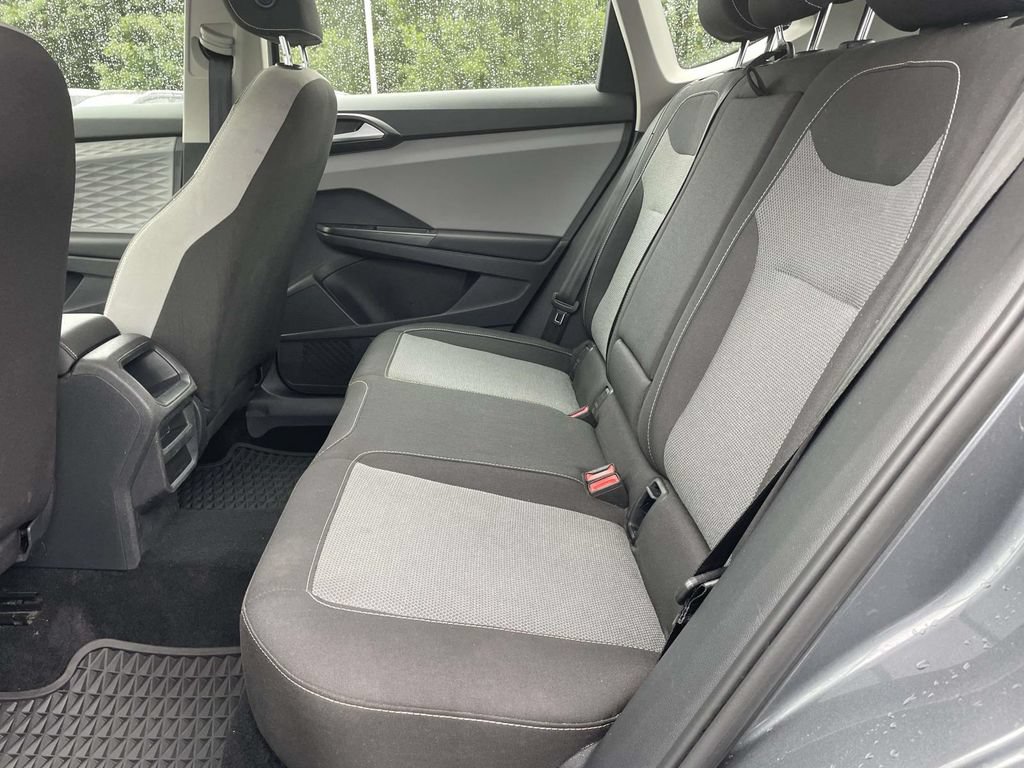 Certified 2023 Volkswagen Taos S FWD image 14