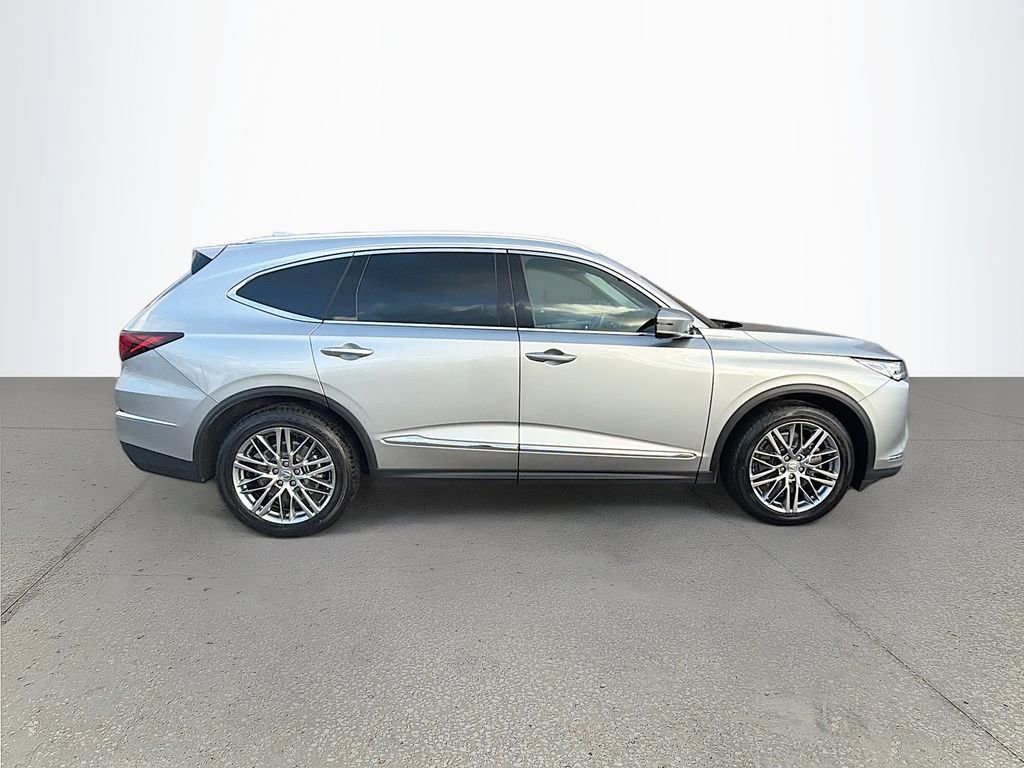 Used 2023 Acura MDX SH-AWD w/ Advance Package image 3