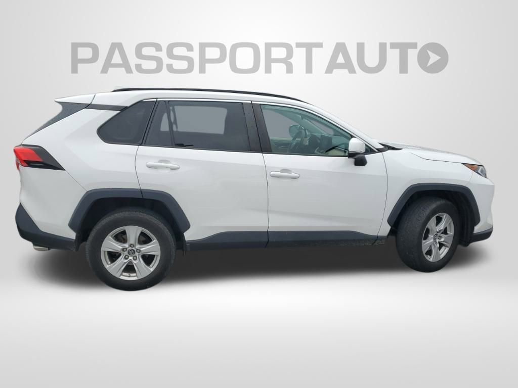 Used 2019 Toyota RAV4 XLE image 15