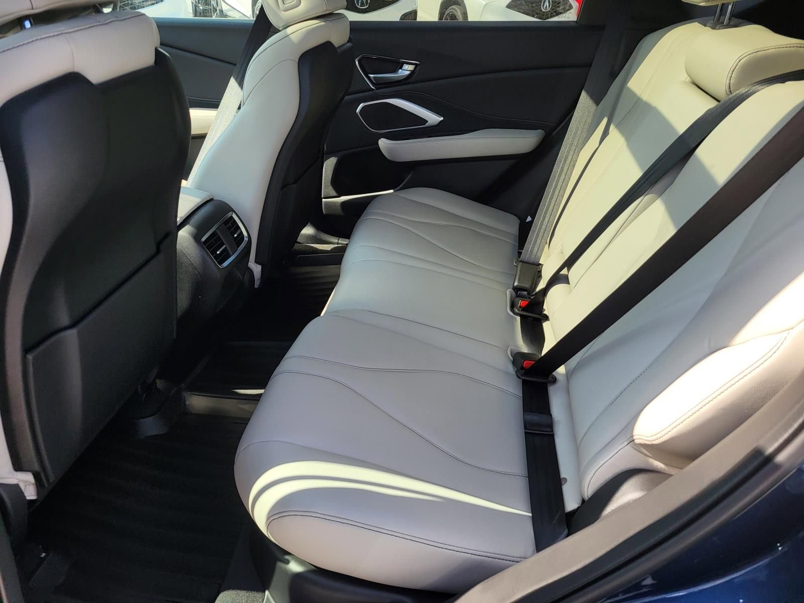 New 2026 Acura RDX SH-AWD image 13