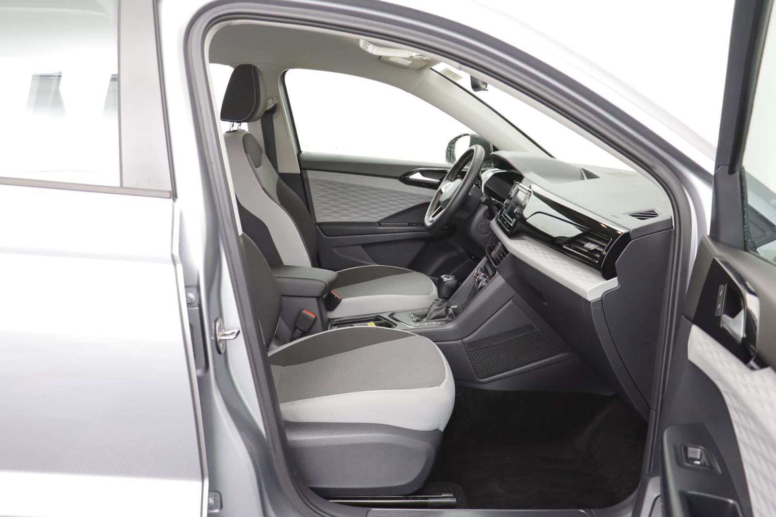 Certified 2023 Volkswagen Taos S image 18