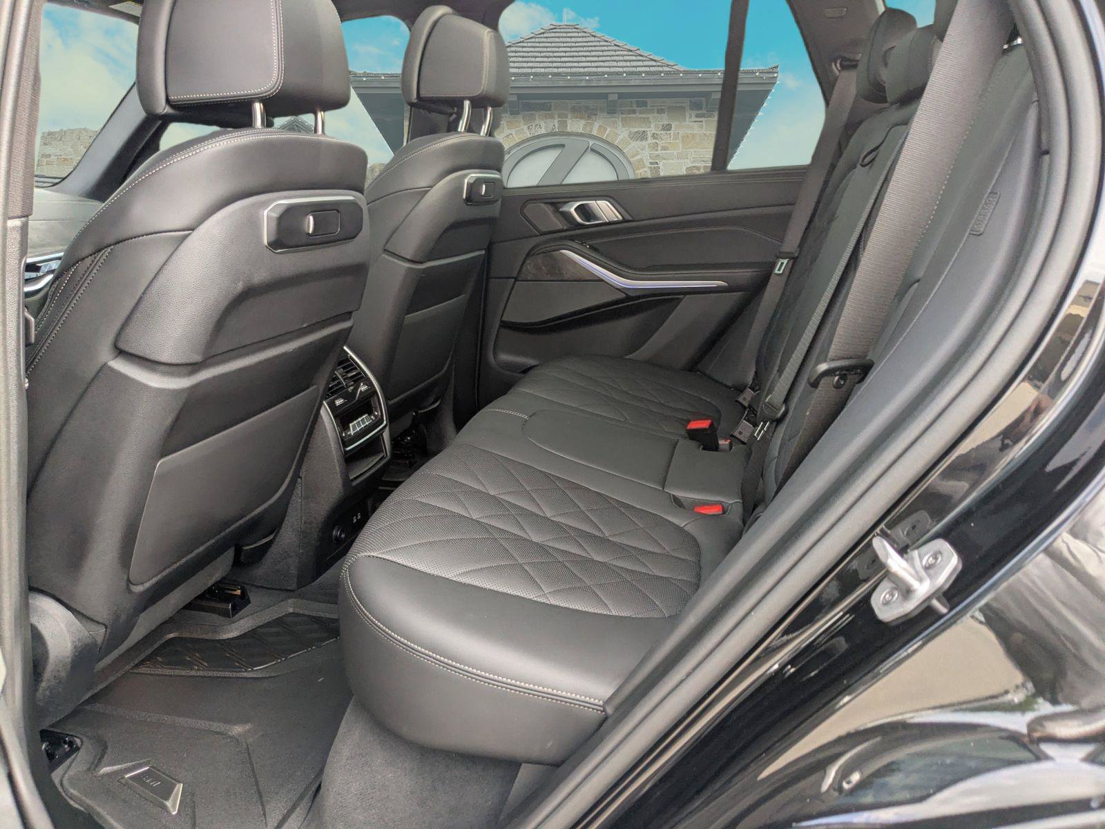 Used 2024 BMW X5 M60i w/ Climate Comfort Package AWD/4WD image 19