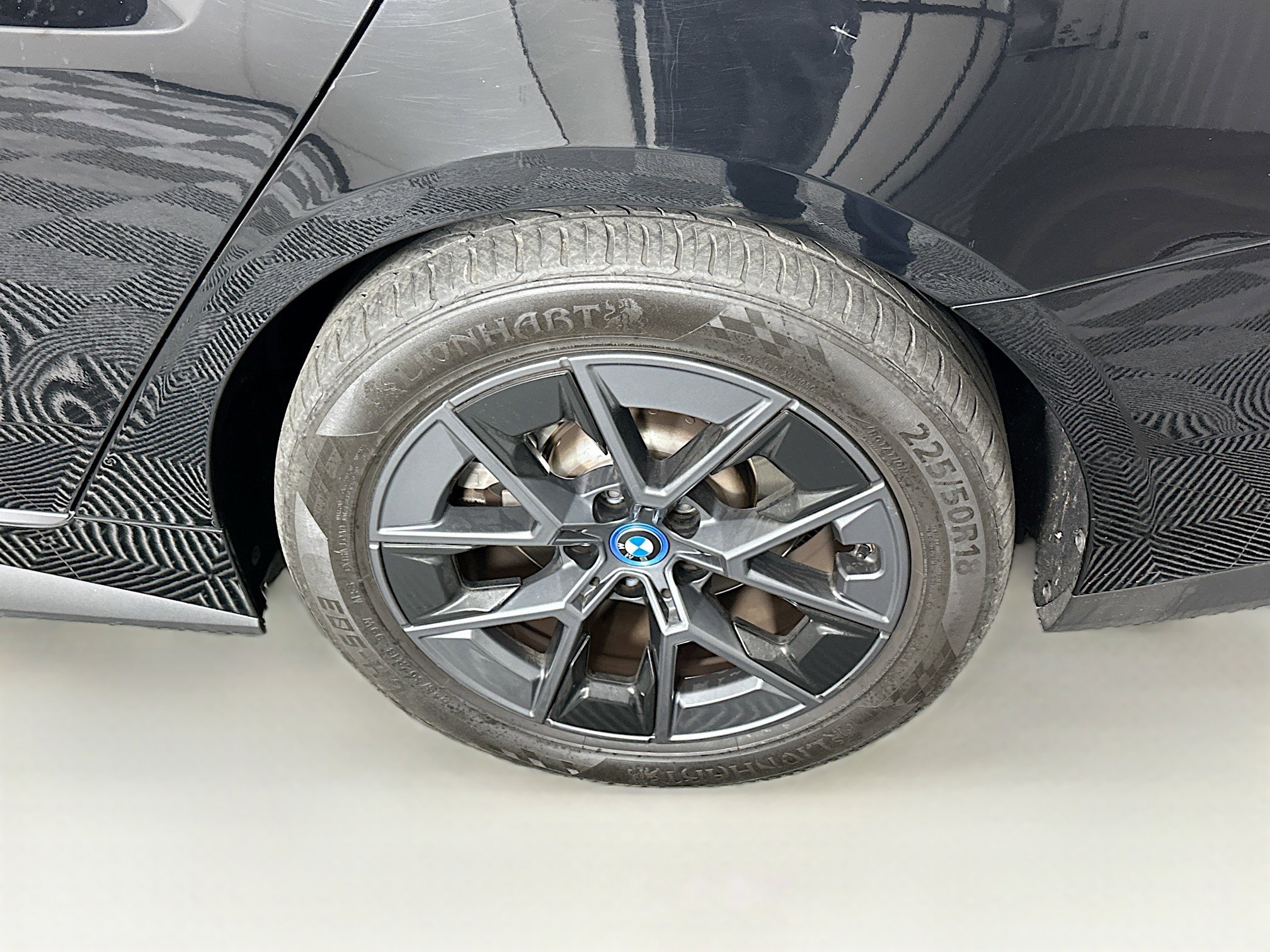 Used 2023 BMW i4 eDrive35 w/ Parking Assistance Package RWD image 11
