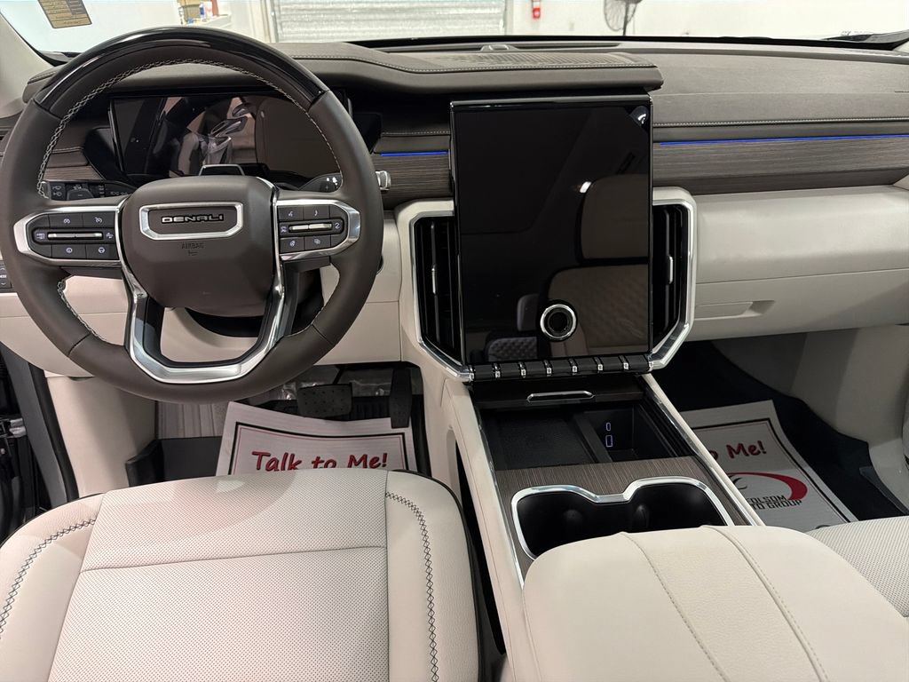 New 2026 GMC Acadia Denali w/ Super Cruise Package FWD image 14
