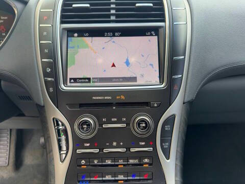 Used 2019 Lincoln Nautilus Reserve AWD/4WD image 30