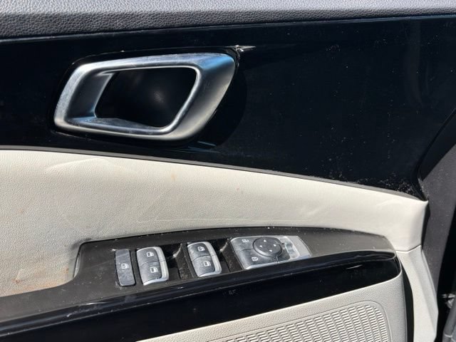 Used 2024 Kia Carnival EX FWD image 37