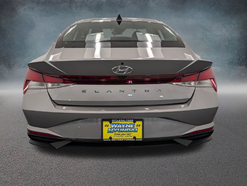 Certified 2023 Hyundai Elantra SEL w/ Convenience Package FWD image 5