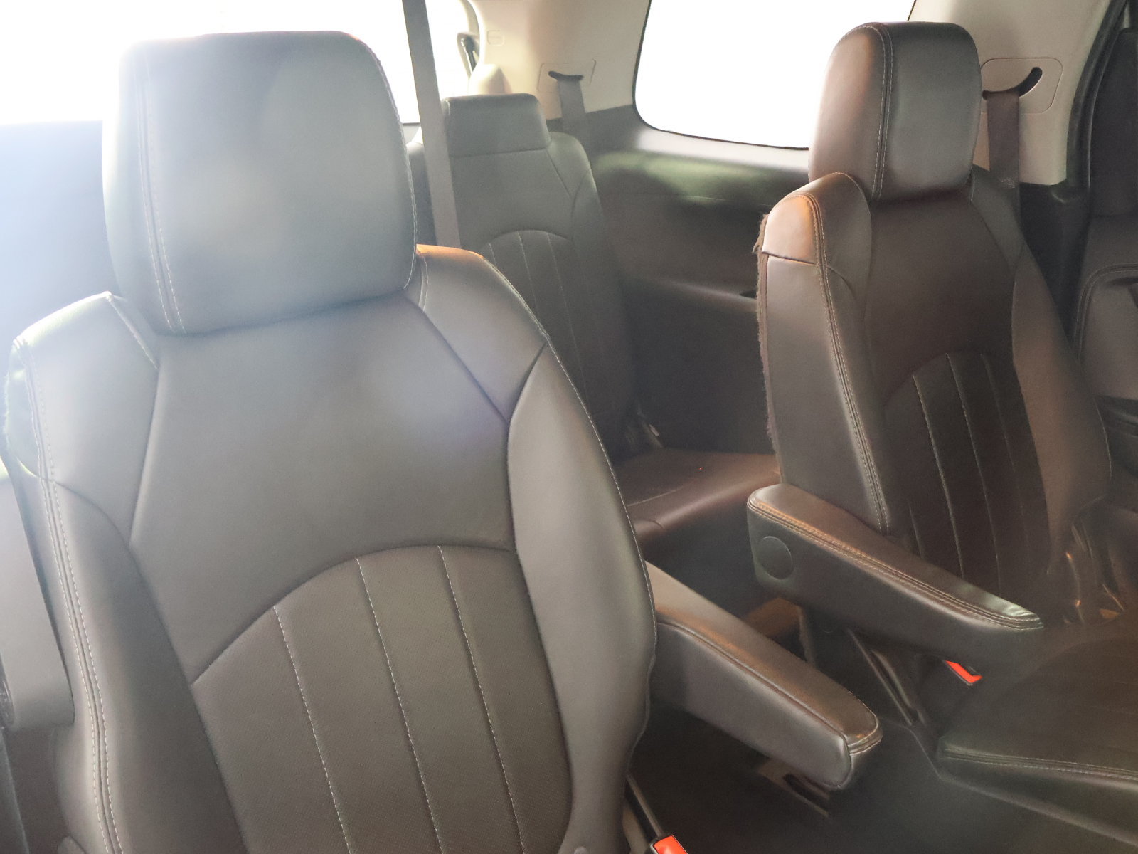Used 2016 GMC Acadia SLT w/ Open Road Package AWD/4WD image 53