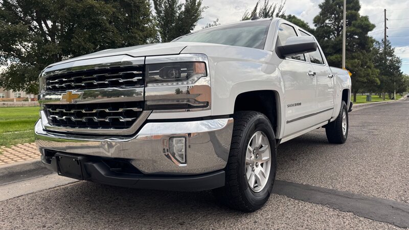 Used 2018 Chevrolet Silverado 1500 LTZ AWD/4WD image 3