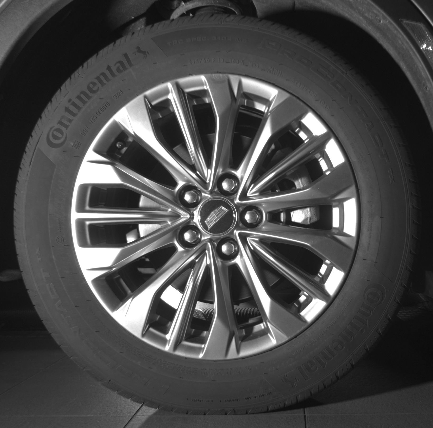 Used 2025 Cadillac XT4 Premium Luxury FWD image 11