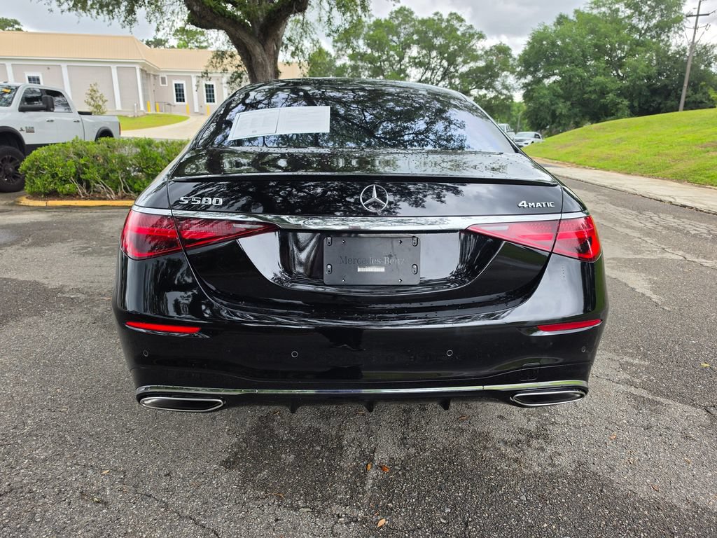 Used 2022 Mercedes-Benz S 580 4MATIC Sedan image 3