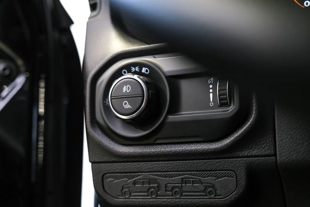 Used 2025 Jeep Gladiator Sport AWD/4WD image 44