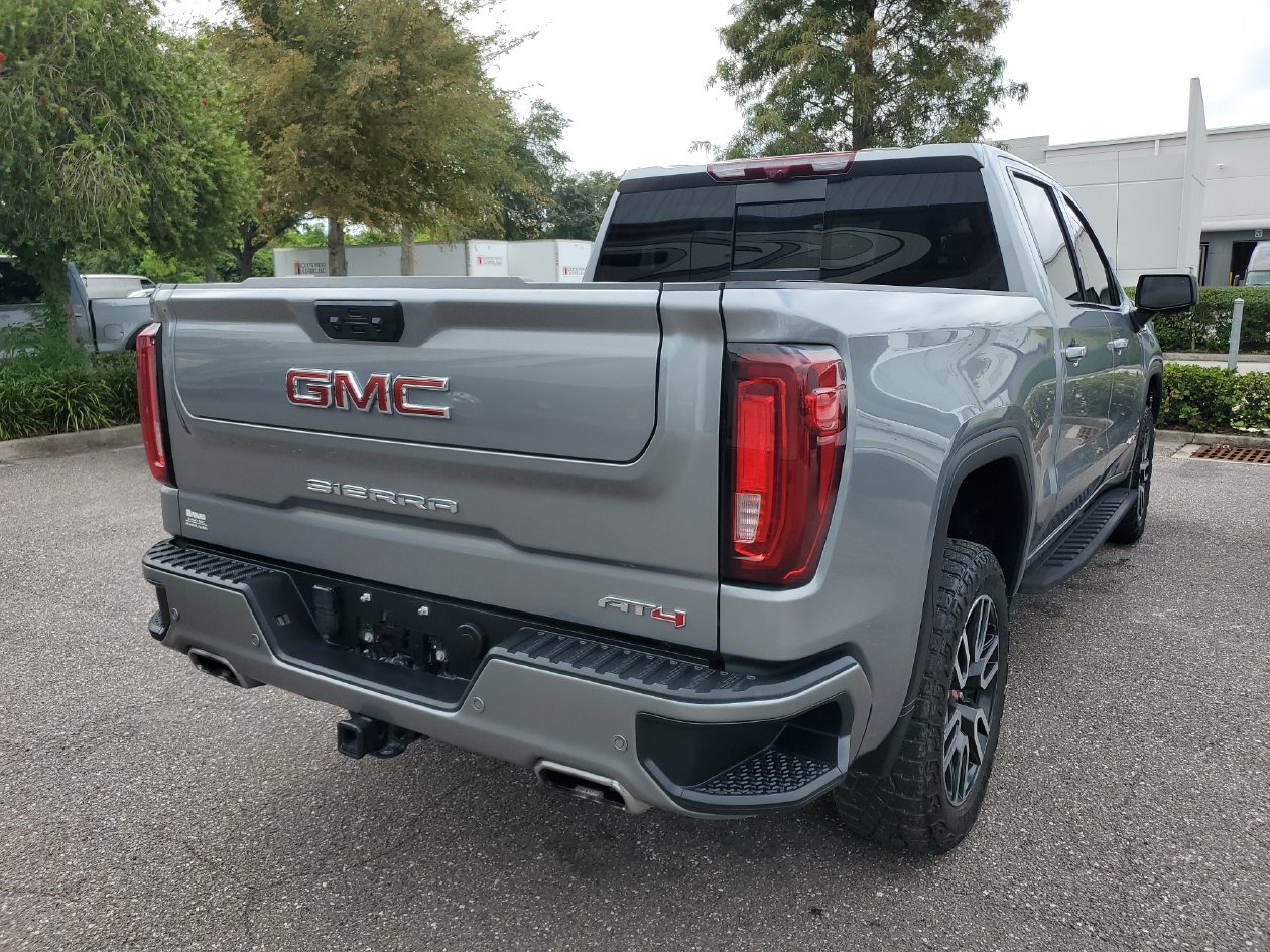 Used 2024 GMC Sierra 1500 AT4 w/ Technology Package AWD/4WD image 4