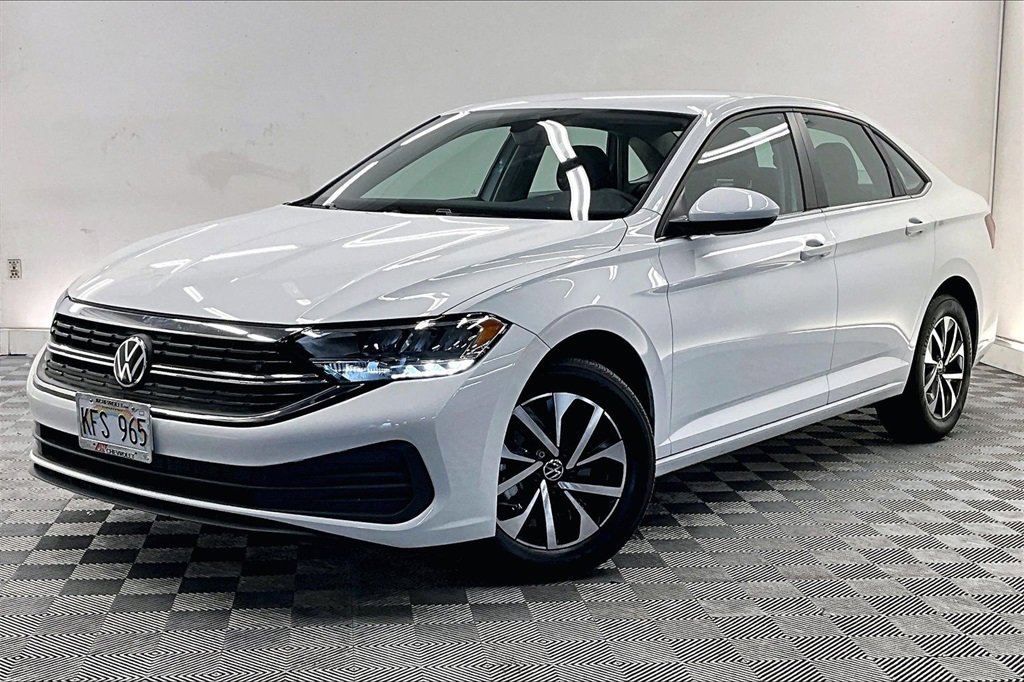 Used 2024 Volkswagen Jetta S image 1