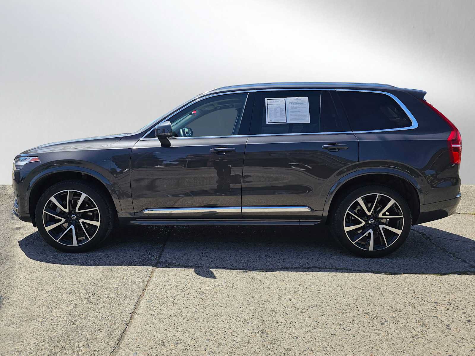 Certified 2023 Volvo XC90 B6 Plus w/ Protection Package Premier AWD/4WD image 6