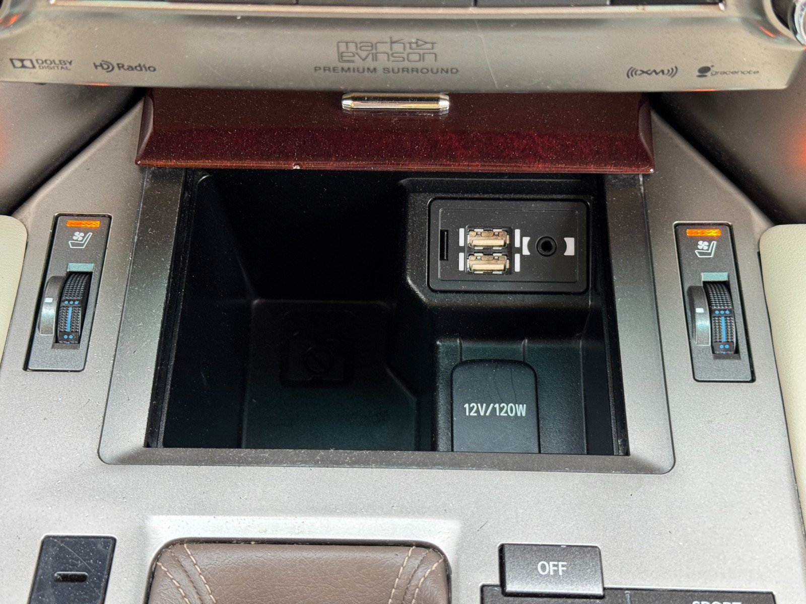 Used 2015 Lexus GX 460 Luxury AWD/4WD image 32