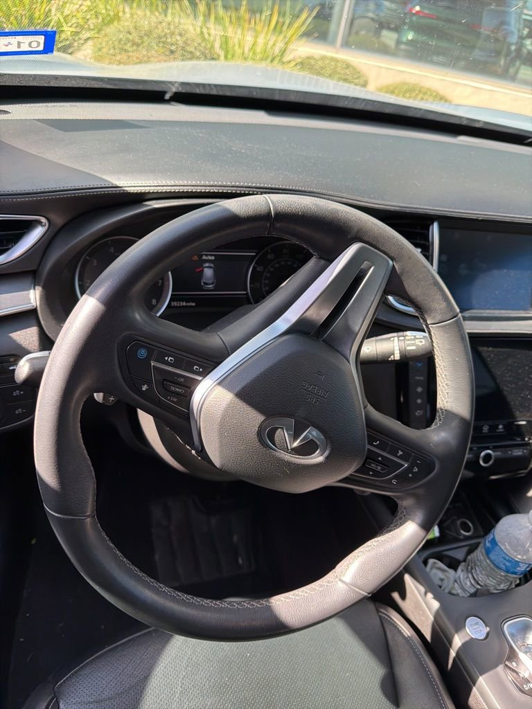 Certified 2022 INFINITI QX50 Luxe image 4