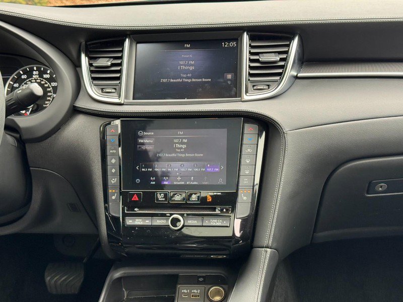 Used 2023 INFINITI QX50 Luxe image 12