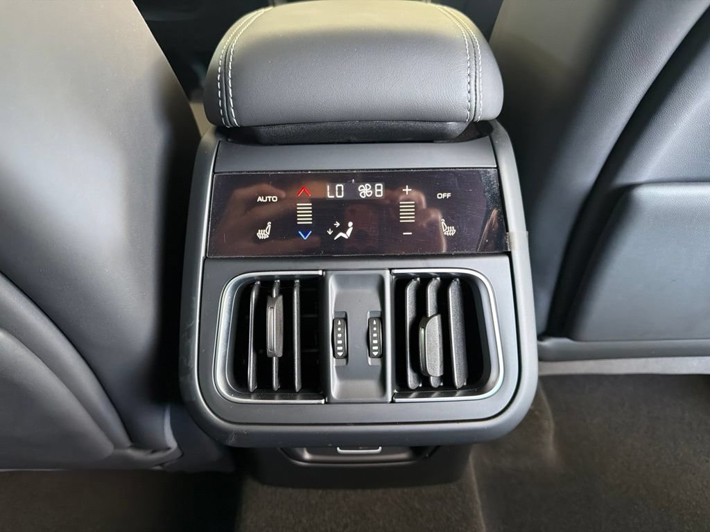 Certified 2025 Maserati Grecale Folgore AWD/4WD image 24
