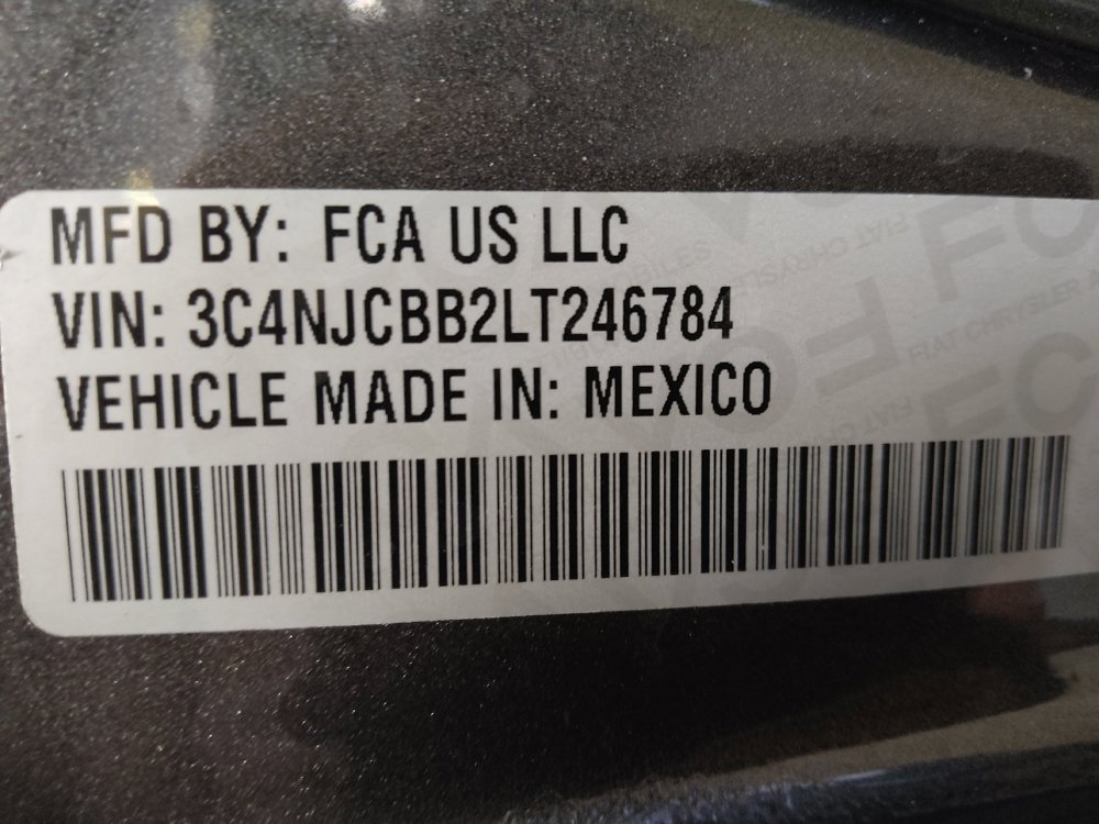 Used 2020 Jeep Compass Latitude FWD image 33